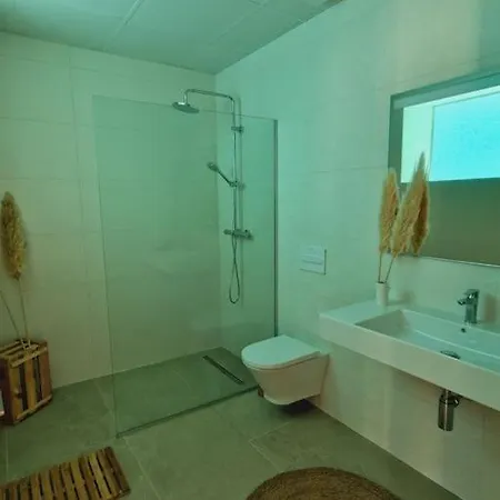Noahs Paradise Villa *